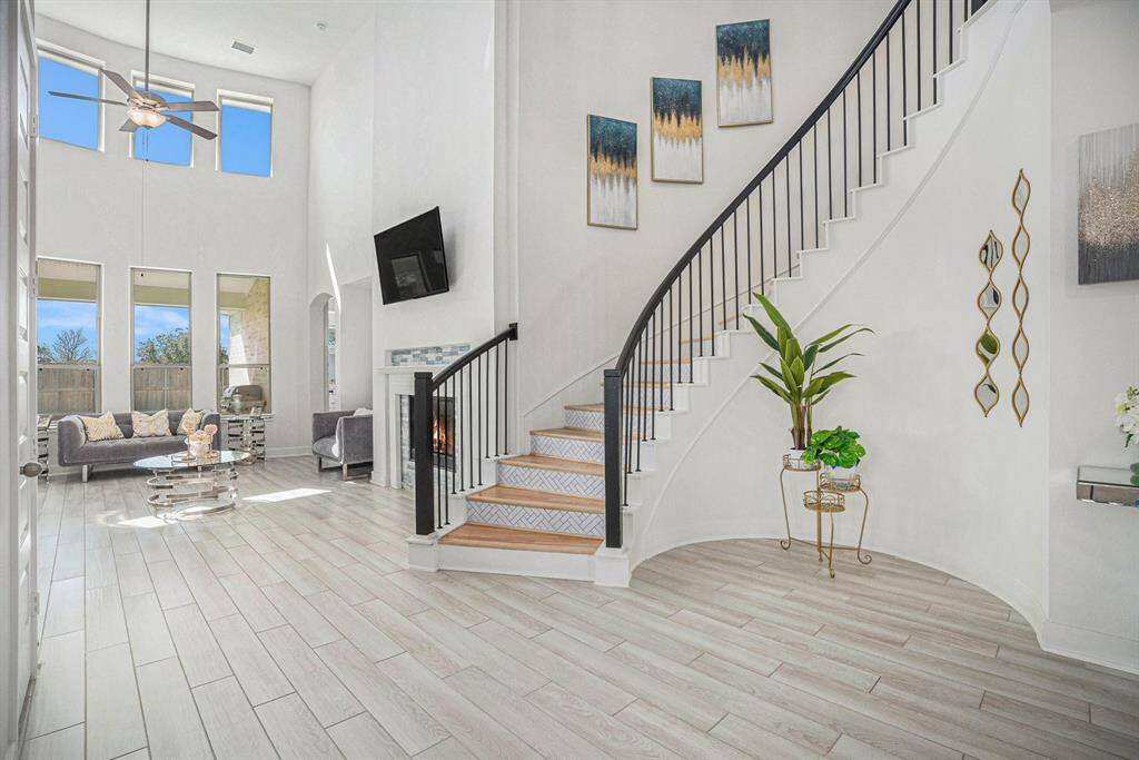 You are welcomed by the stunning spiral staircase and impressive rotunda.