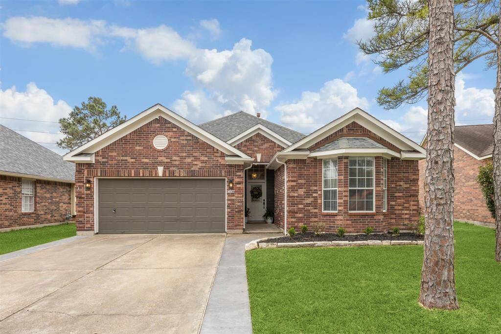 Welcome to Carolina Falls Ln. located in beautiful Fairfield subdivision.