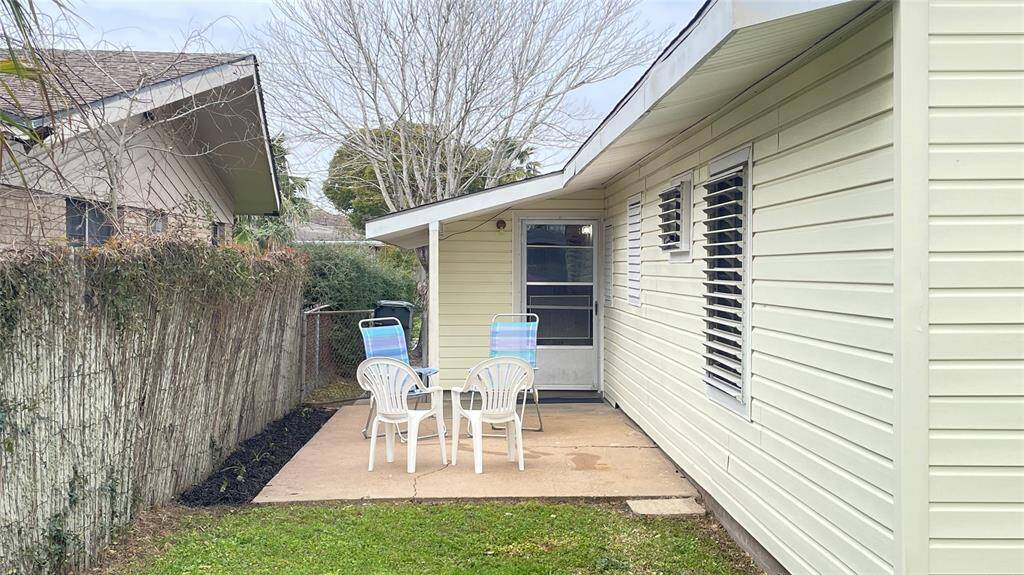 Private patio