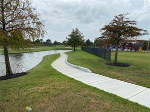 ...and trails throughout the neighborhood.  Welcome to your new home!