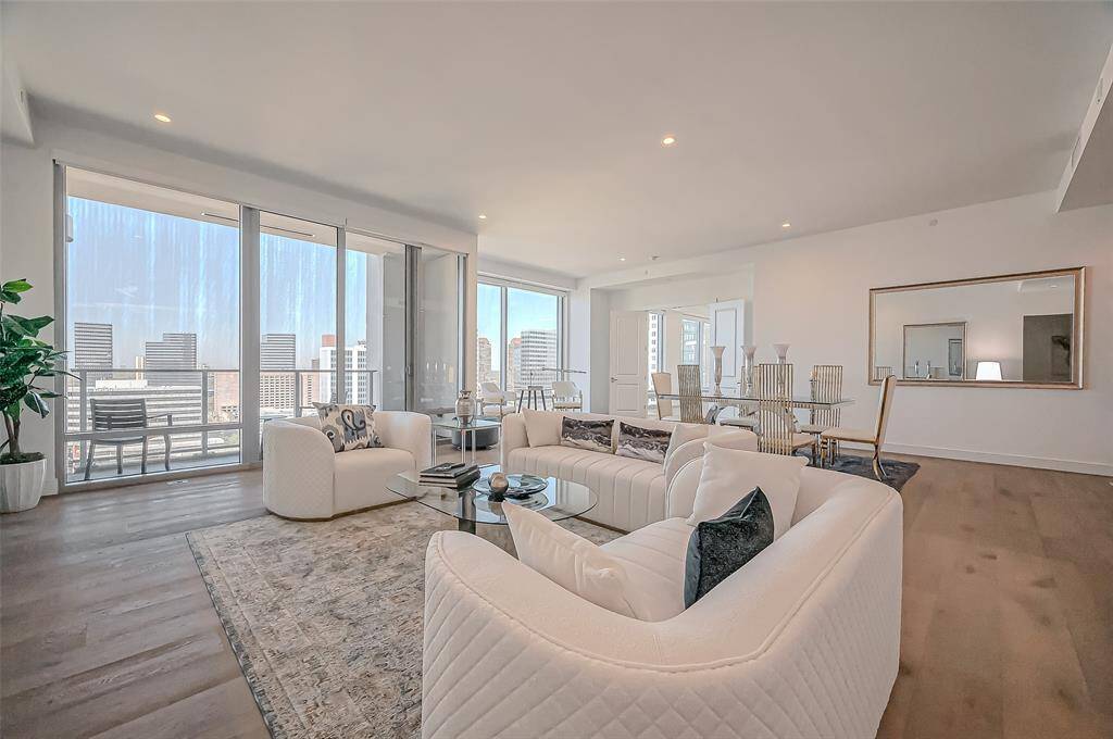 Welcome to this Fabulos Penthouse ! Wood floors throughout- Floor to ceiling  Windows - Very spacious rooms