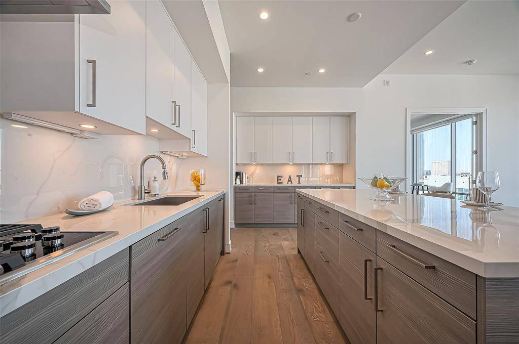 Siematic German Kitchen Cabinets with Wolf appliances and Sub Zero Frig,