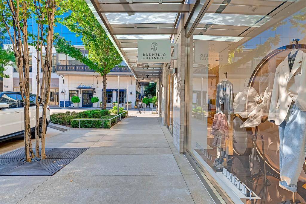 High-Fashion Luxury Shopping in Houston.