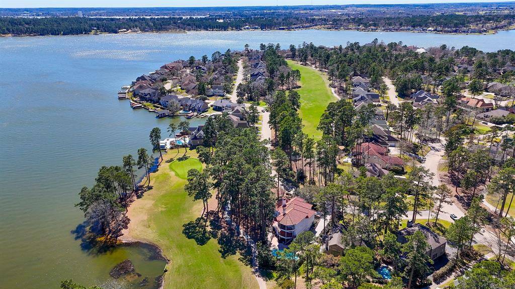 Aerial view of the home.  Very impressive.