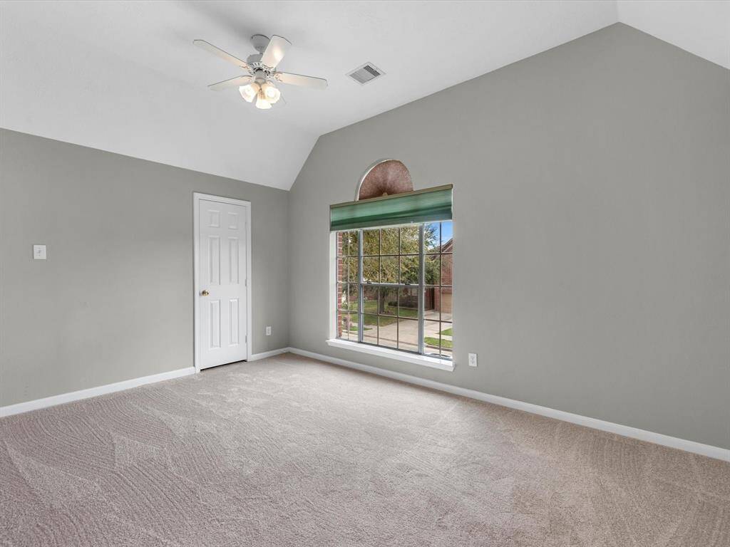 Genrously sized secondary bedrooms!