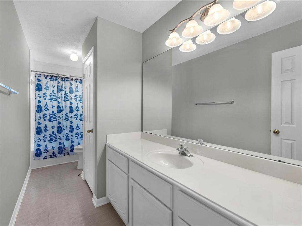 Genrously sized secondary bedrooms!