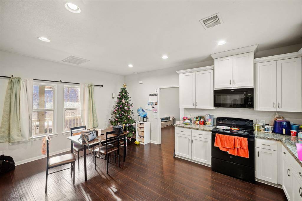 unit B kitchen