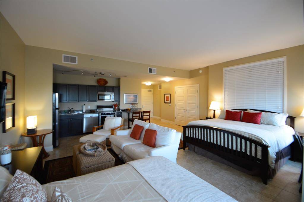 For your overflow guests, we offer a comfortable Guest Suite, which can be reserved and features both a king bed and a queen bed along with a kitchenette.