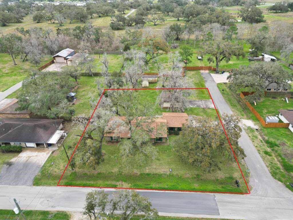 Property Lines for the 2 Lots. Outlined in Red.