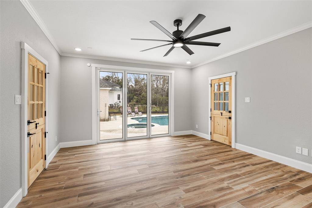 1/2 bath near back door