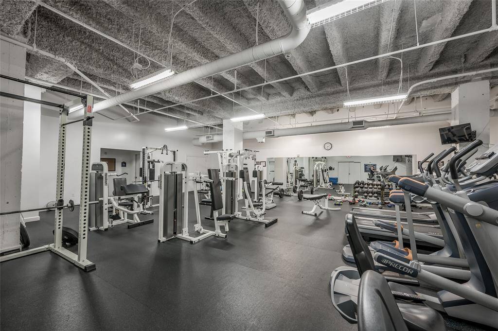 The large Fitness Center at Commerce Towers offers a variety of equipment. It is located on the 8th floor, and there are restrooms attached to this room! In addition to working out here, remember there are numerous gyms in Downtown & you are a few blocks away from Buffalo Bayou Hike and Bike trails as well!
