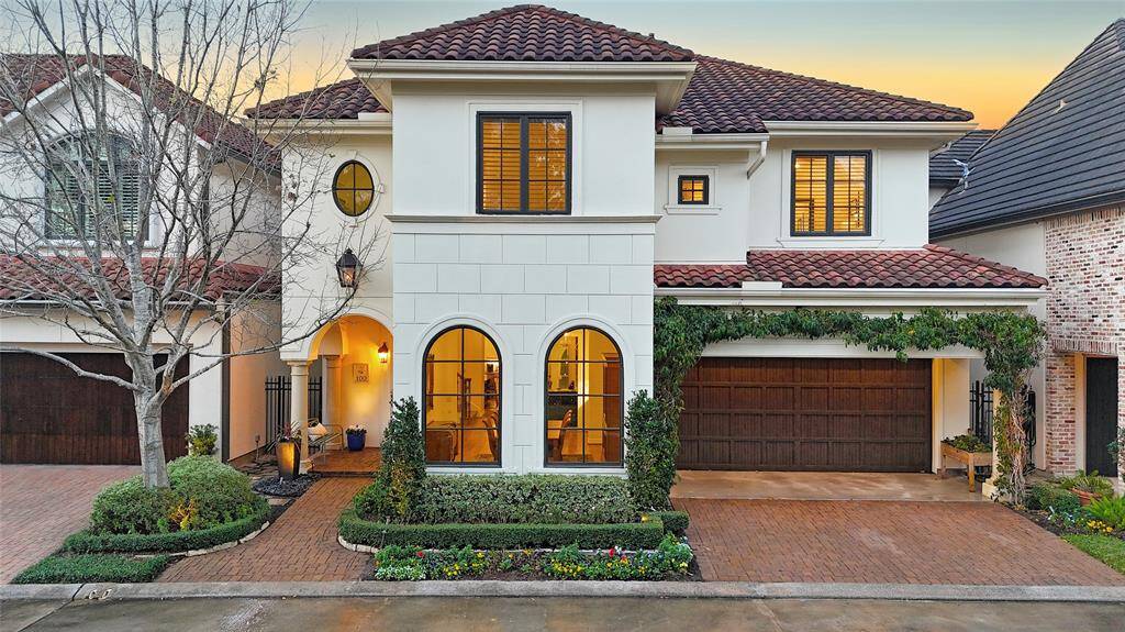 Welcome to 100 S Creekside, a stunning Tuscan-style home in the gated community of Spring Valley Village. Designed for comfort and elegance, it features a well-planned layout with first-floor living, high ceilings, and classic finishes