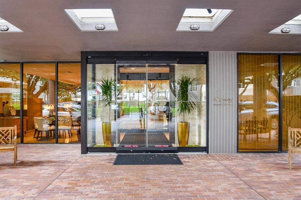 The Greenway offers 24/7 security, porter and valet services, and controlled access, ensuring both convenience and peace of mind for residents.