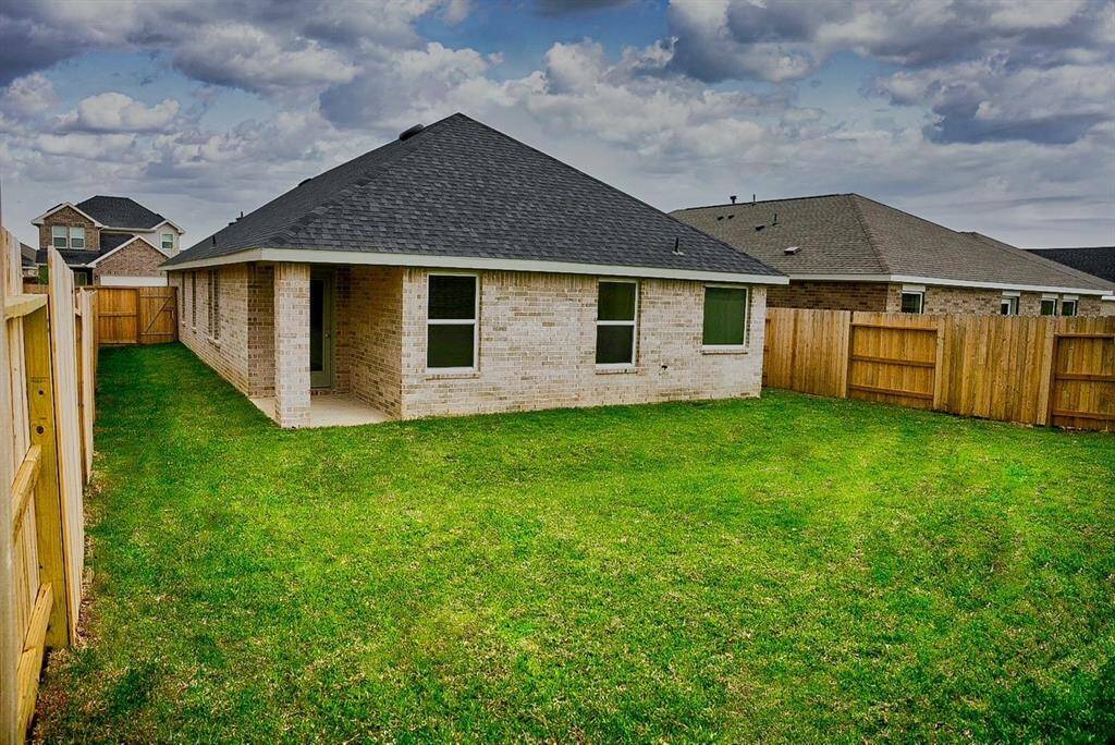Wonderful Back Yard!