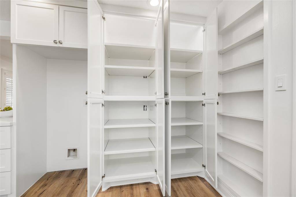 Tons of pantry space!
