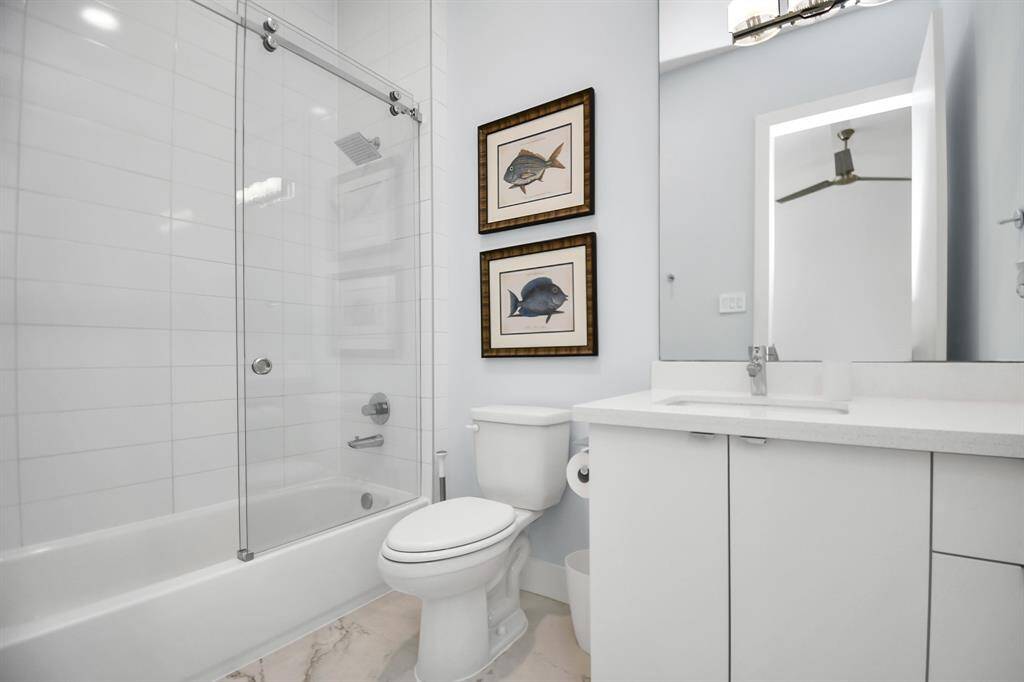 bathroom in third floor