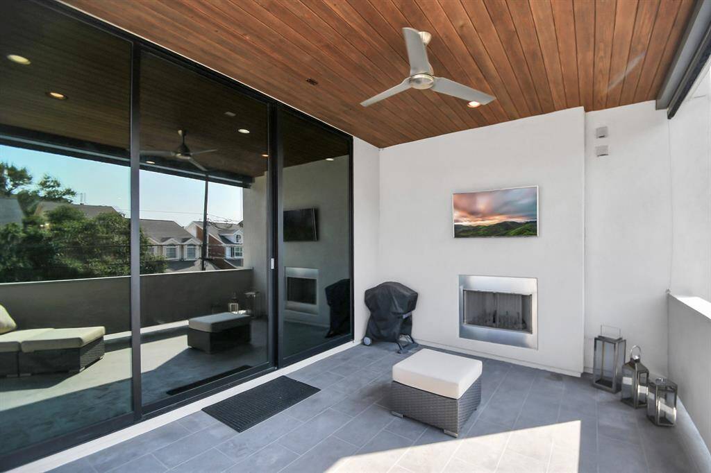 Gas fireplace  in the Terrace