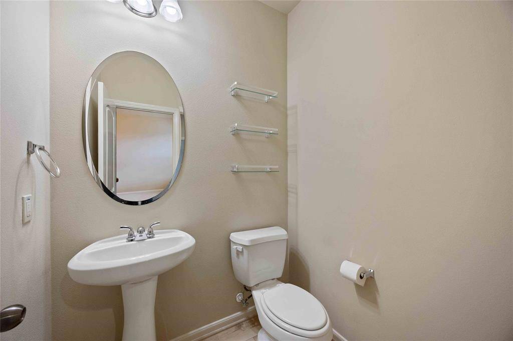 Downstairs half bath