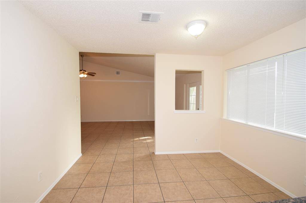 Enjoy another Breakfast Room view.