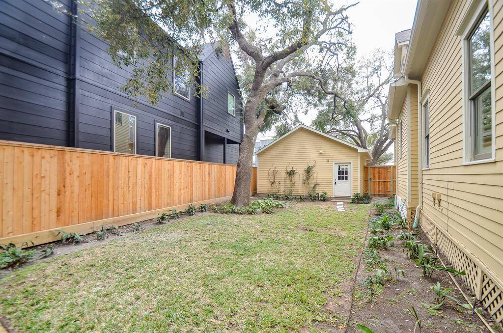 Spacious backyard.