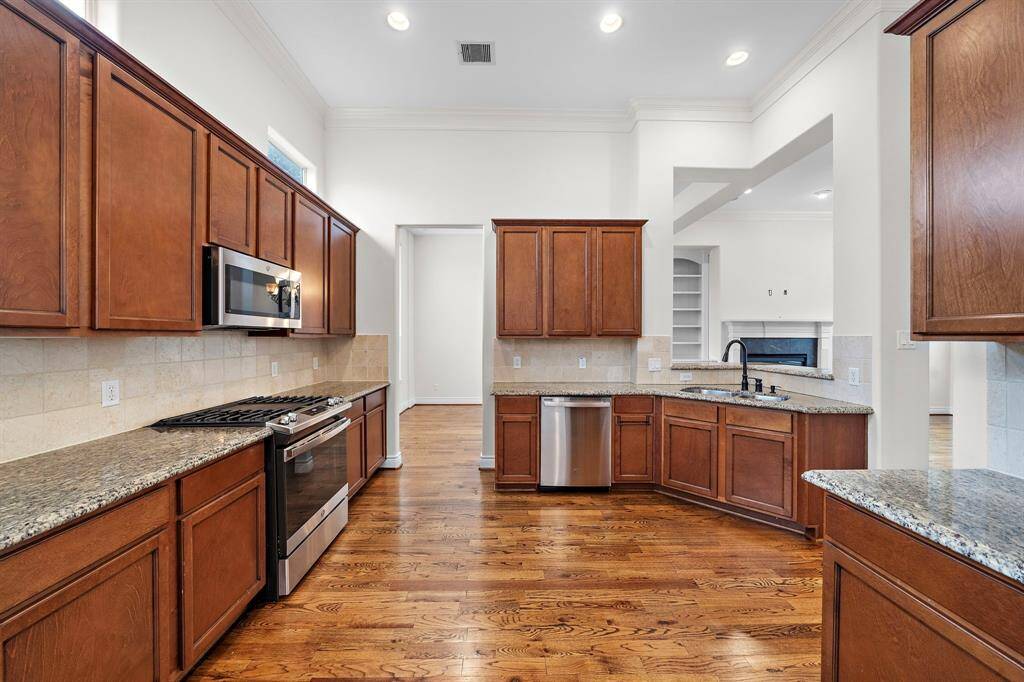 granite countertops and plenty ofstorage space