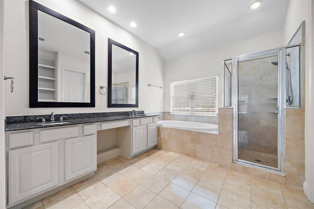 dual sinks & walk-in shower