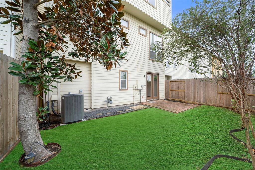 Your private outdoor retreat!