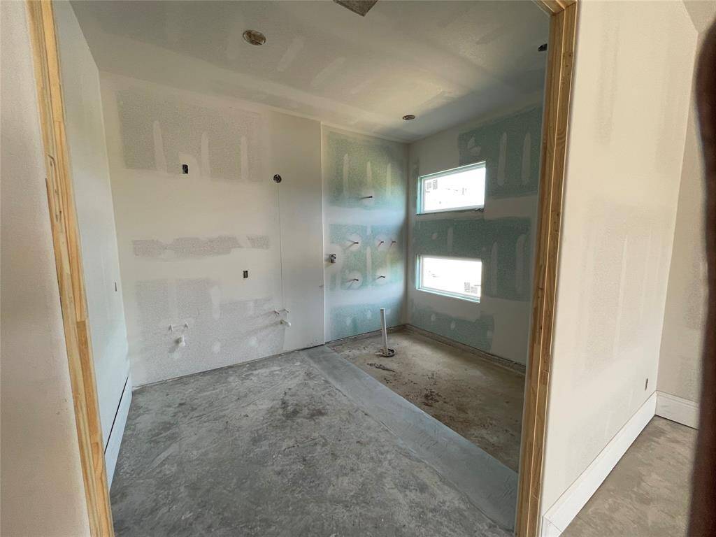 Pamper yourself in lavish primary ensuite with Italian marble, massive walk-in shower with body sprayers and custom vanities.