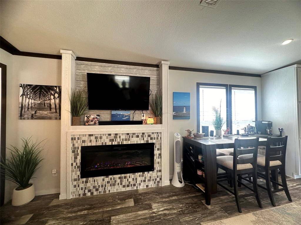 With modern touches and upgrades throughout, you have all you need and more!
