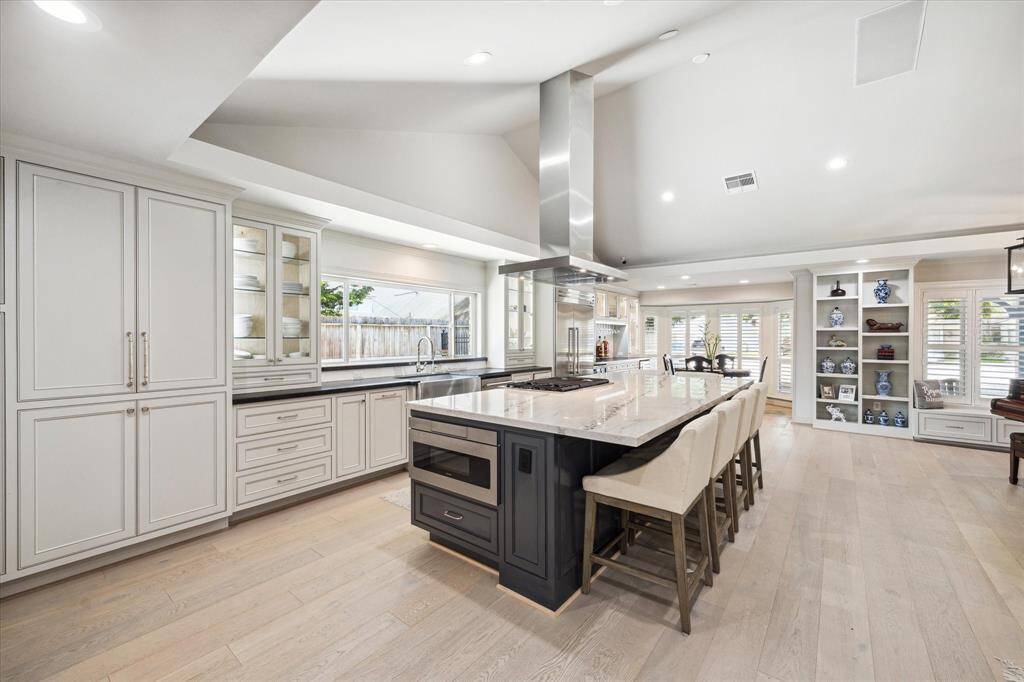 Beautiful and functional as storage space in the Kitchen is overabundant.