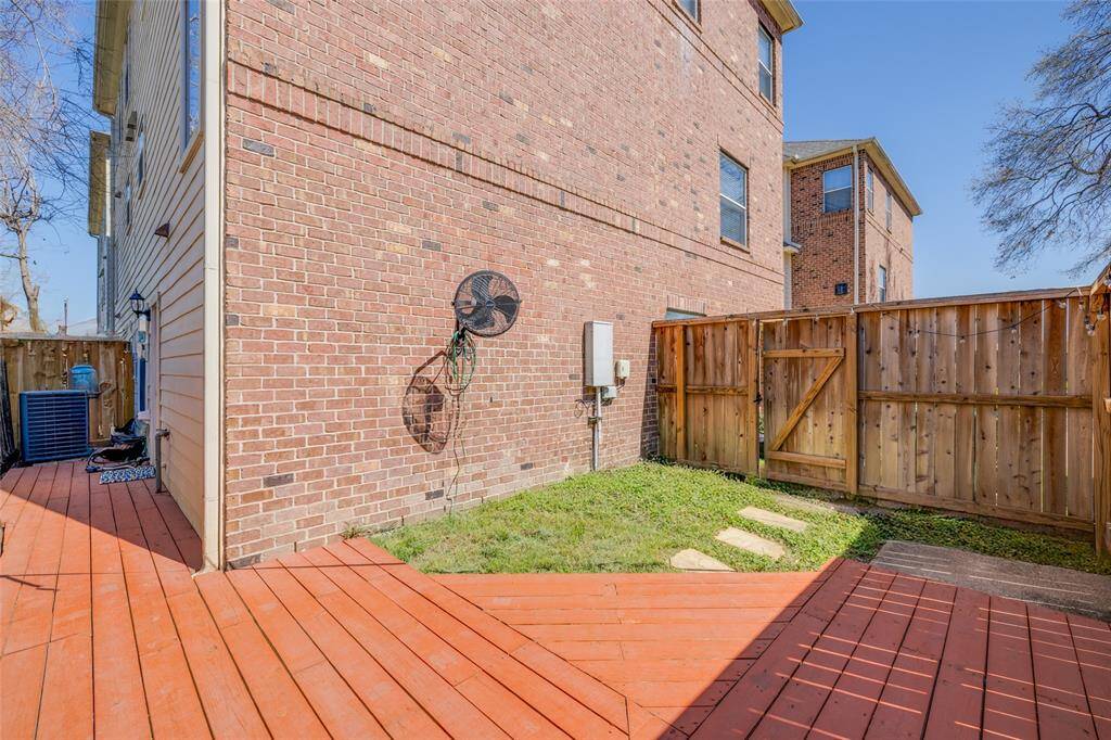 End unit has back and side yard.
