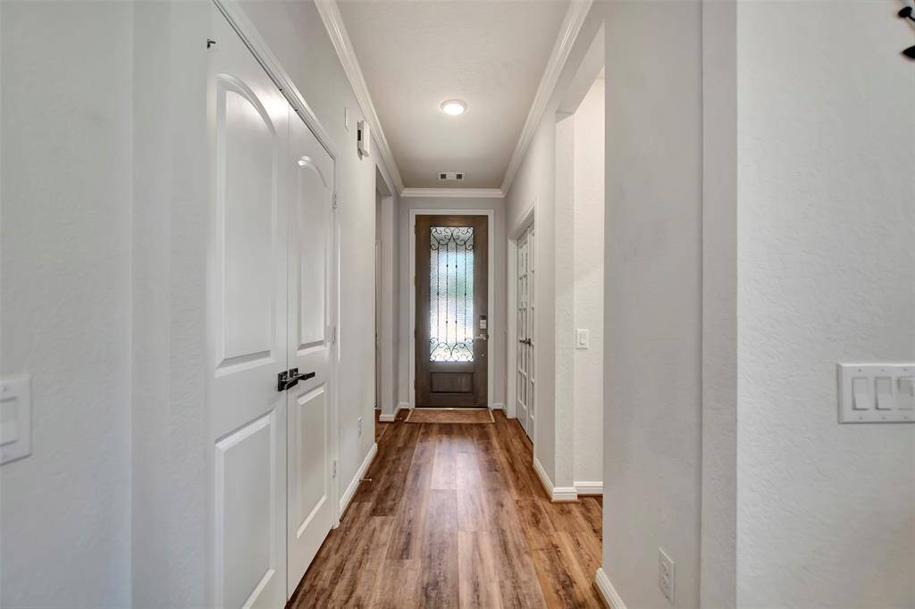 Entry way