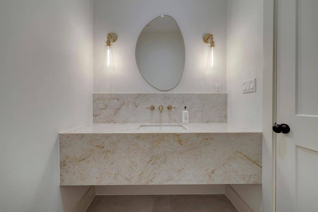 *example of powder bath from previous work*
