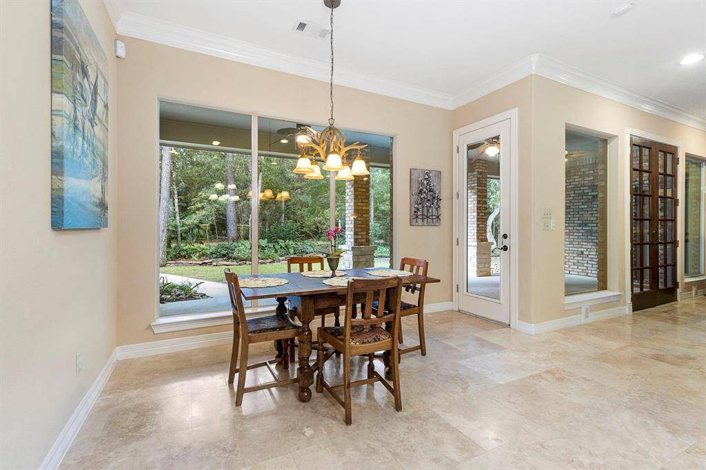 Breakfast room off of kitchen.