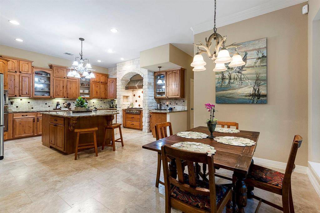 Kitchen/Dining