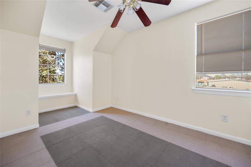 So does the bedroom #3 except extra window on the side.