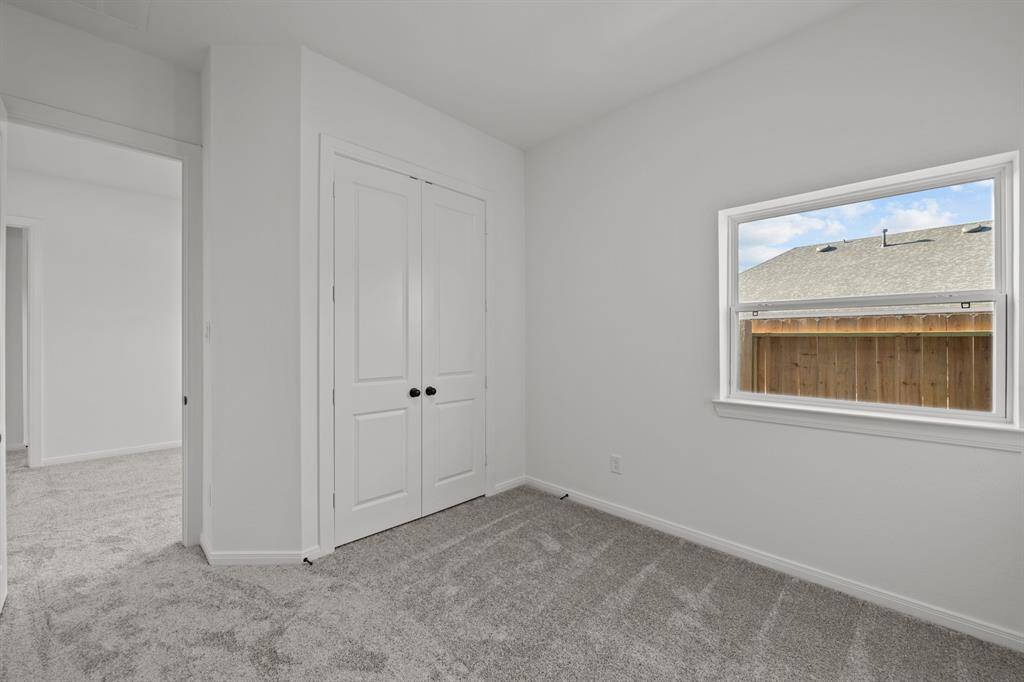 REPRESENTATIVE PHOTO - Photo does not represent actual home options and selection. Ask Sales consultant for specific selections.
