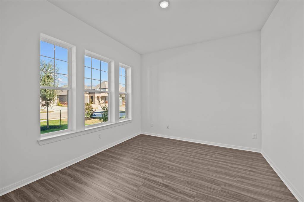 REPRESENTATIVE PHOTO - Photo does not represent actual home options and selection. Ask Sales consultant for specific selections.