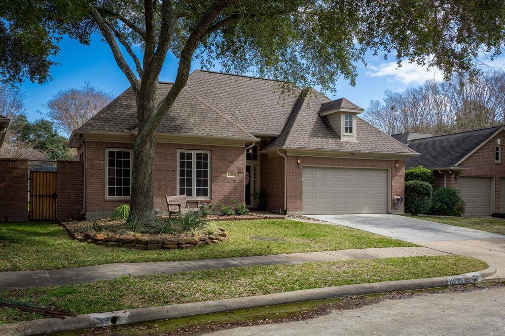 Beautiful one story in the gated enclave of Parkway Villages. Interior lot is nice and quiet.