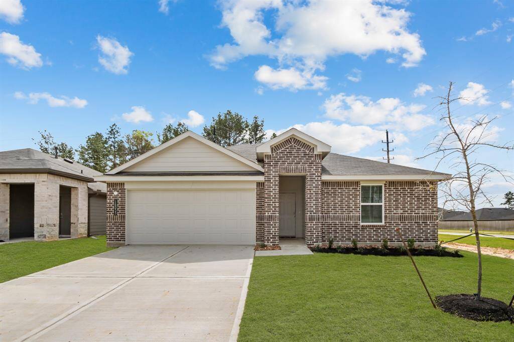 Lovely Curb Appeal!