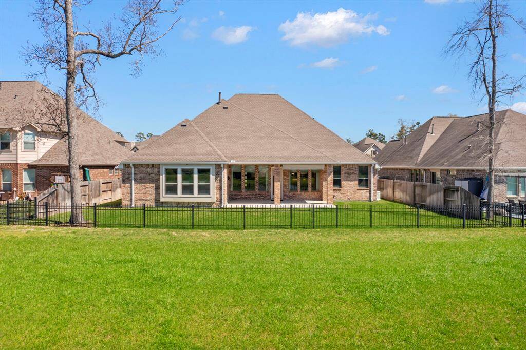 Brick all around offers low maintenance for the homeowner!