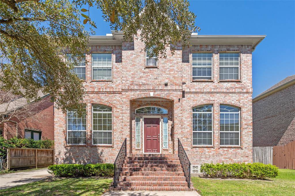 Explore life in Braeswood Heights. This desirable neighborhood is in central Houston and zoned to award-winning schools.
