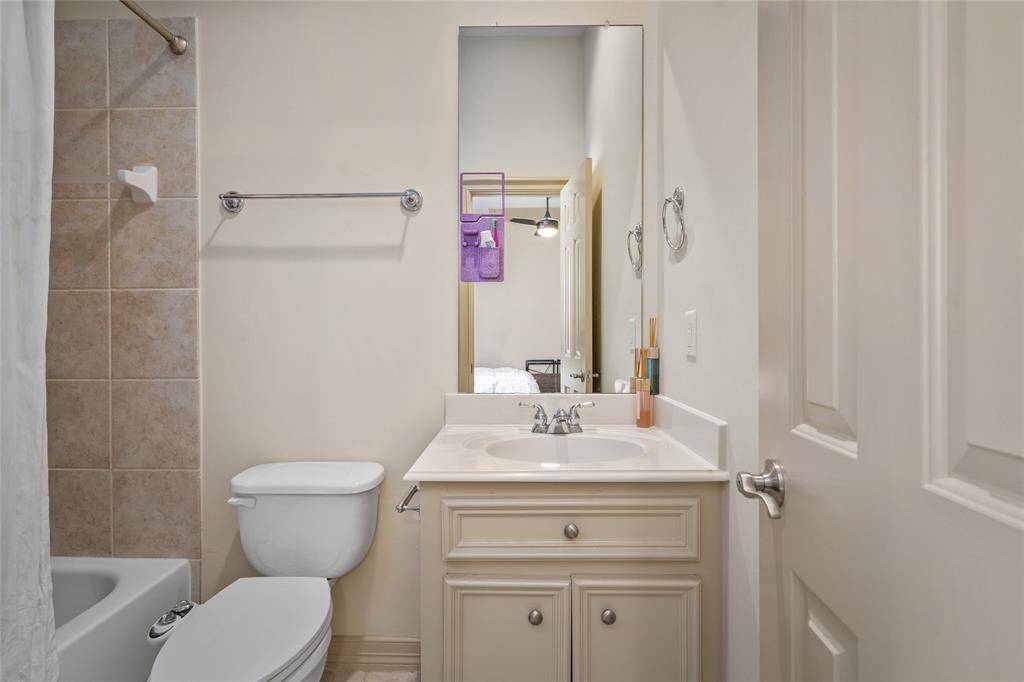Bath in garage apartment