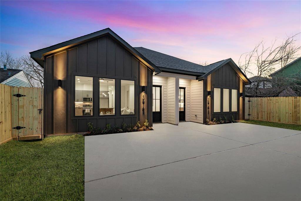 Welcome to the latest stunning duplex by Nima Homes, with gorgeous new finishes.