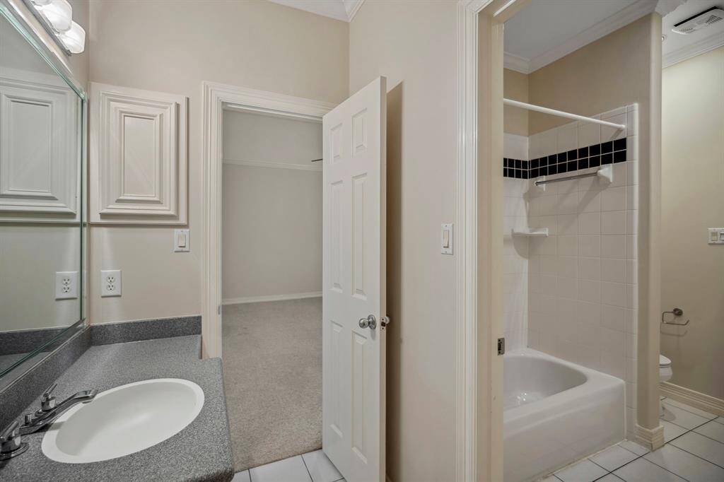Ensuite Bathroom