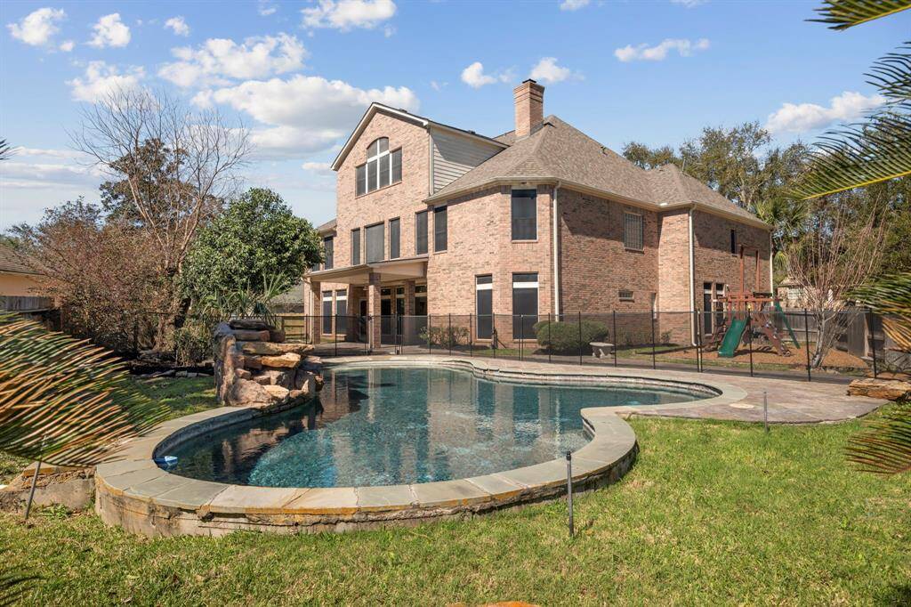 Pool & Spa
