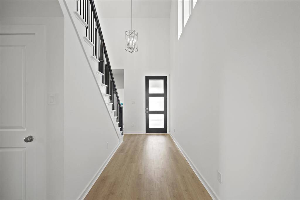 5031 Bowen PrairieLivingFINAL