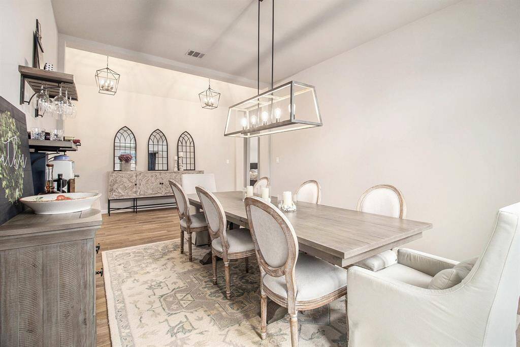 Wonderful formal dining area space adding more space for dinner or entertaining.