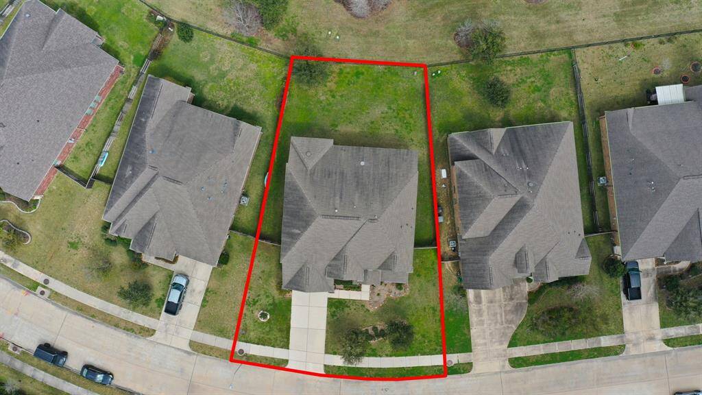 95' Front Oversized Premium Lot!