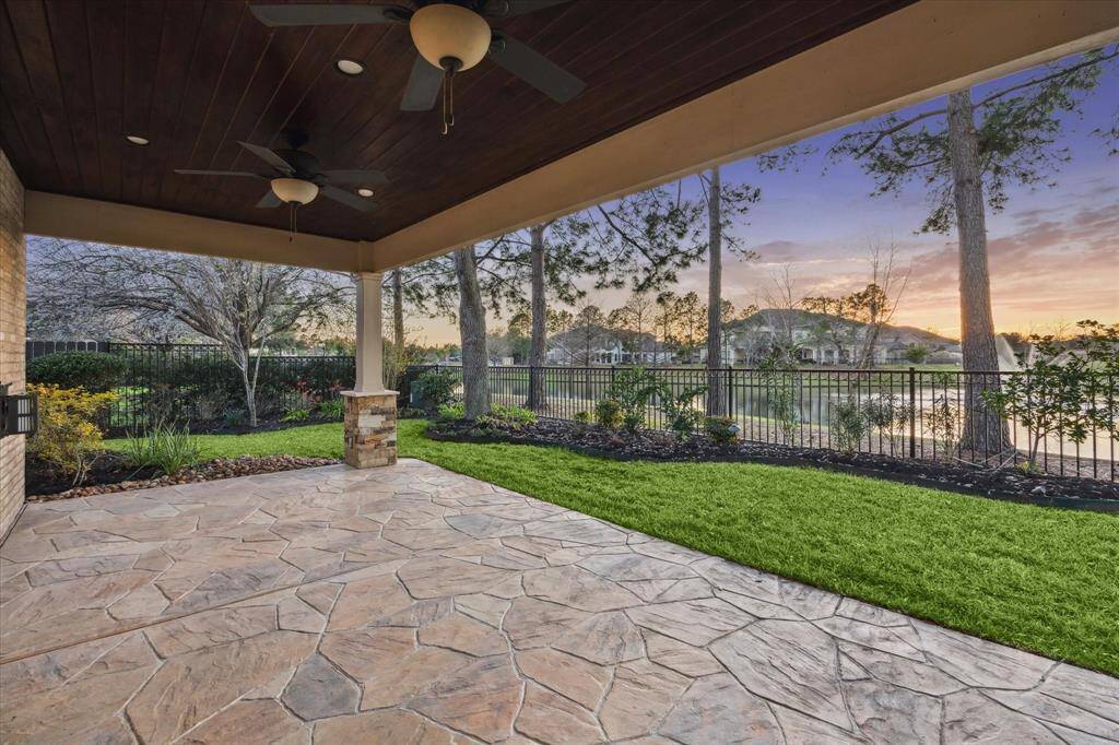 The expansive covered patio is perfect for entertaining.